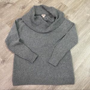 Mossimo M grey funnel cowl sweater super cozy! Comfy! Cozy winter wear